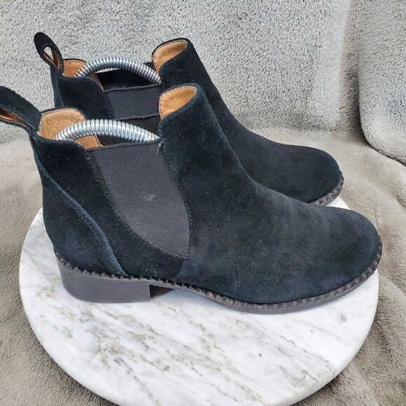 Kenneth Cole Shoes Womens Size 6.5 Binx Black Suede Chelsea Boots - Picture 6 of 9